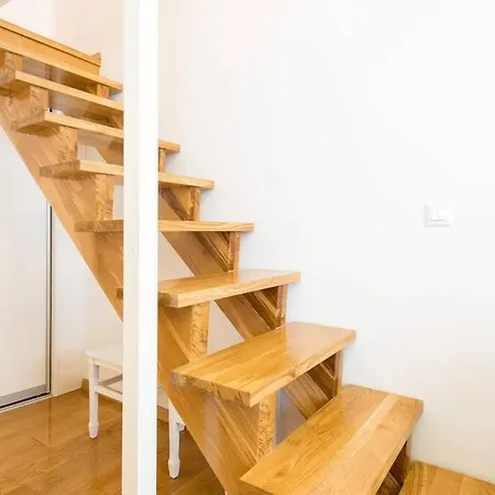 Carpe Diem On The Main Street - Stradun Dubrovnik