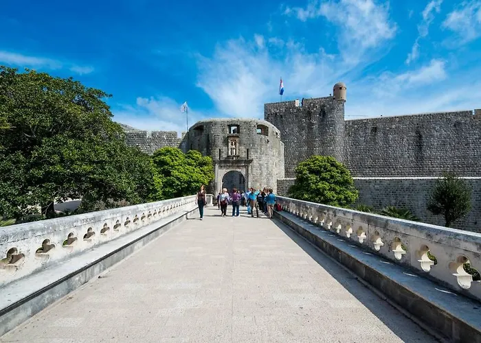 Carpe Diem On The Main Street - Stradun